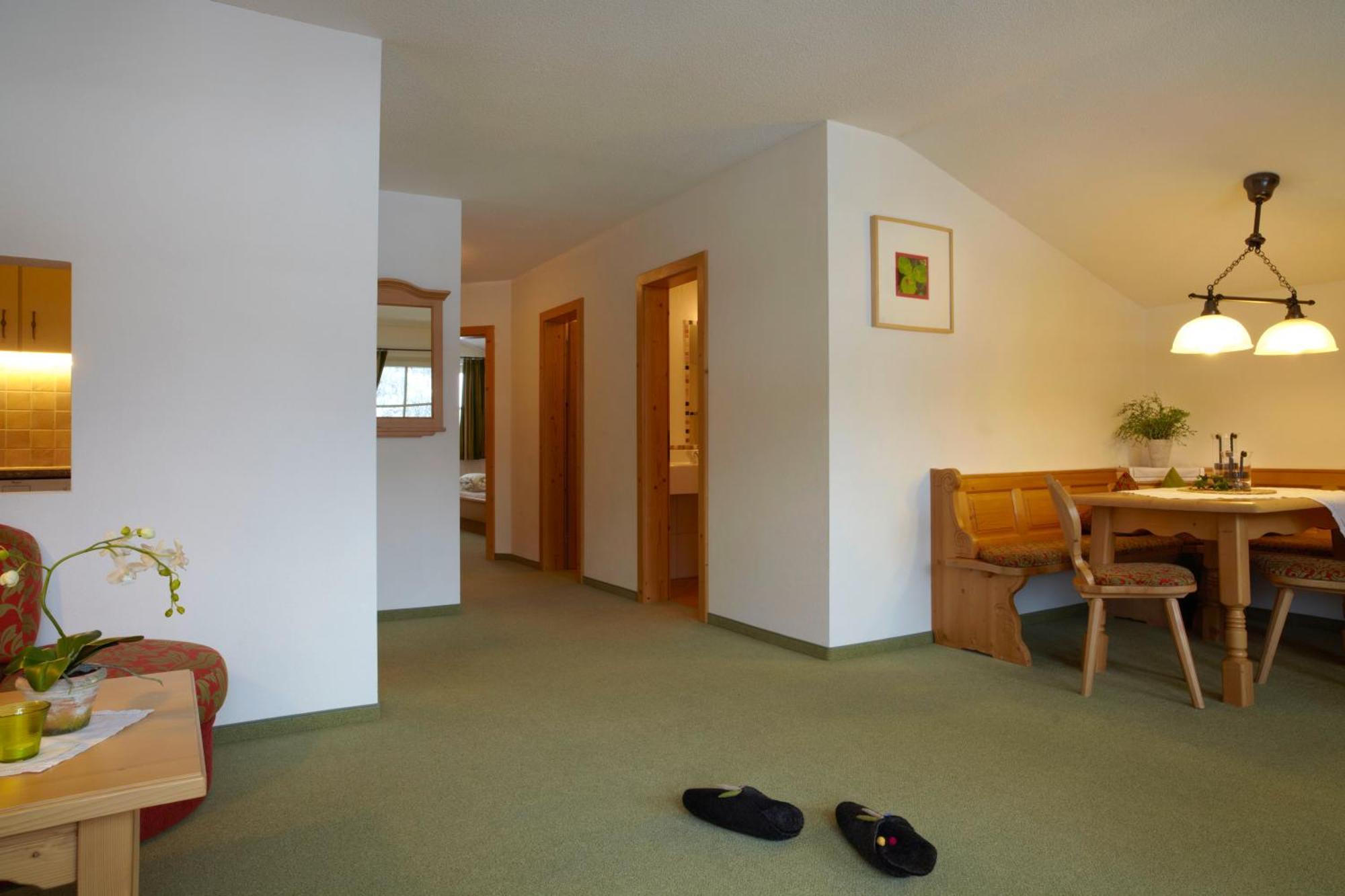 Landhaus Alpensonne Schattwald Exteriör bild